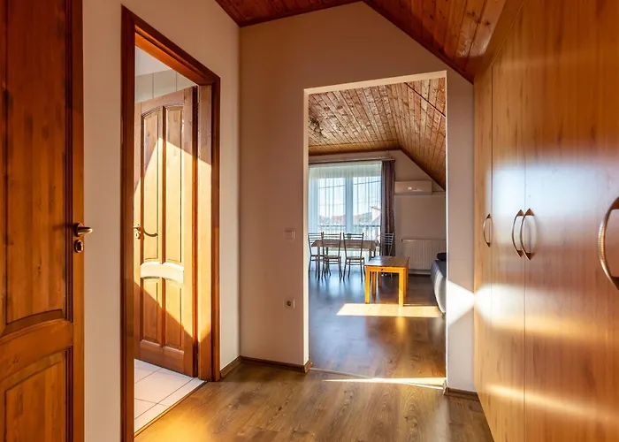 Szabolcs Apartments