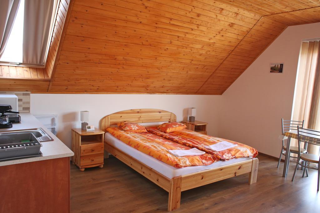 Szabolcs Apartment Demjén